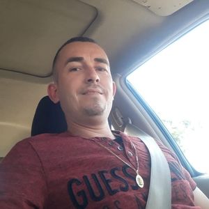 Meet your Posher, Jramon